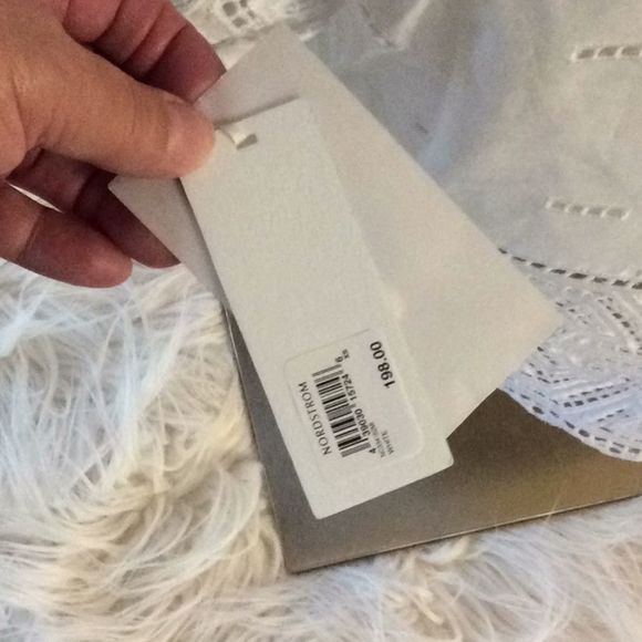 💞NORDSTROM Collection 💞stunning eyelet blouse - Picture 11 of 16